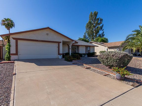 2nd image of 2625 E Vista Dr