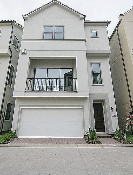 1st image of 7238 Laguna Villas