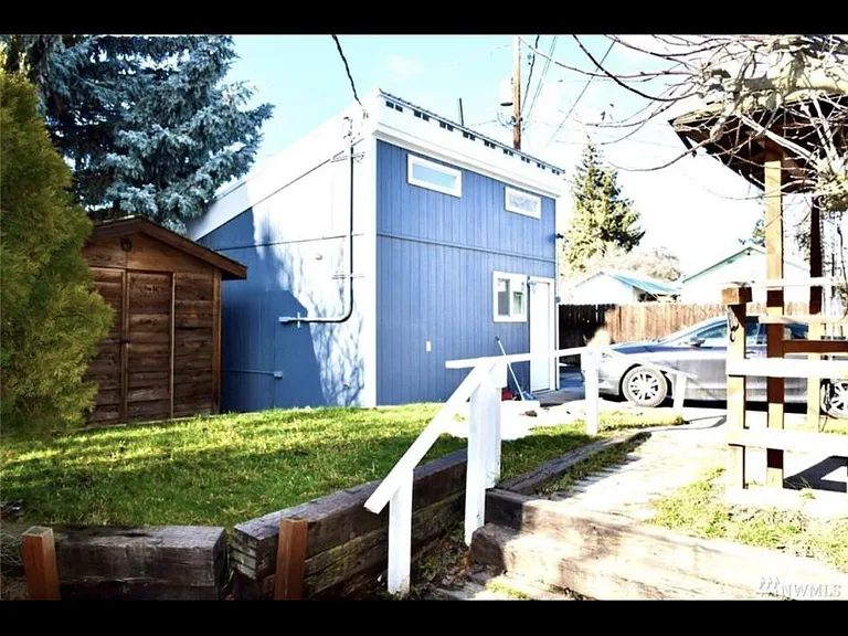 903 W 5th Ave — Photo 19