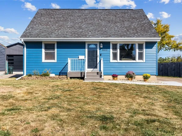 1812 9th Ave SW, Cedar Rapids, IA 52404