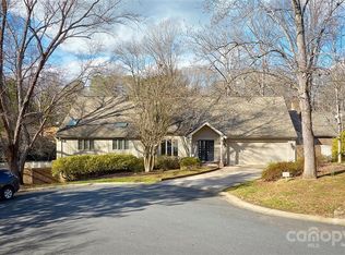 6 Lake Ridge Rd, Lake Wylie, SC 29710