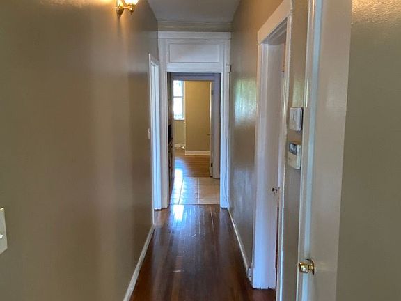 5th image of 6036 Maple Ave #6036