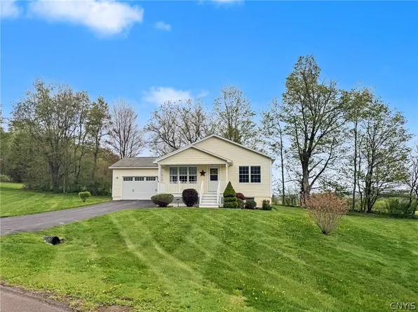 106 W Hill Ln, Groton, NY 13073