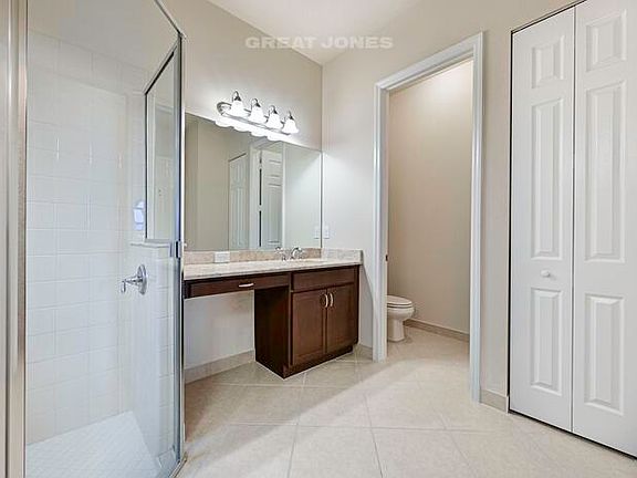 3rd image of 11942 Lakewood Preserve Pl