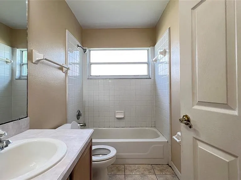 1547 Oak Hill Trl — Photo 18
