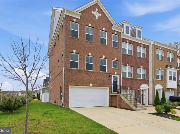 5830 Kate Chopin Pl, White Plains, MD 20695