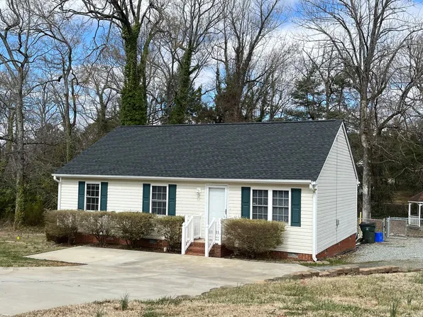 2101A S Mebane St, Burlington, NC 27215