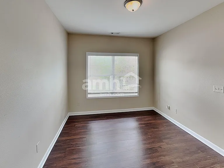 6903 Grand Hickory Dr — Photo 10