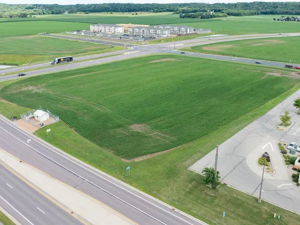 Enterprise Dr E, Belle Plaine, MN 56011