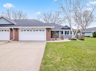 1151 Lois Ct, Shoreview, MN 55126