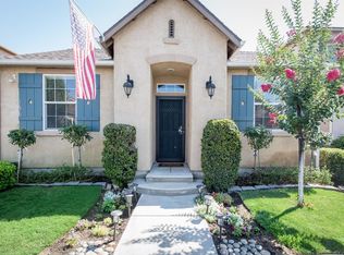 3670 W Black Walnut Ln, Fresno, CA 93711