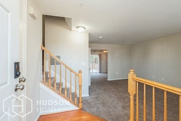 2nd image of 3715 Community Dr
