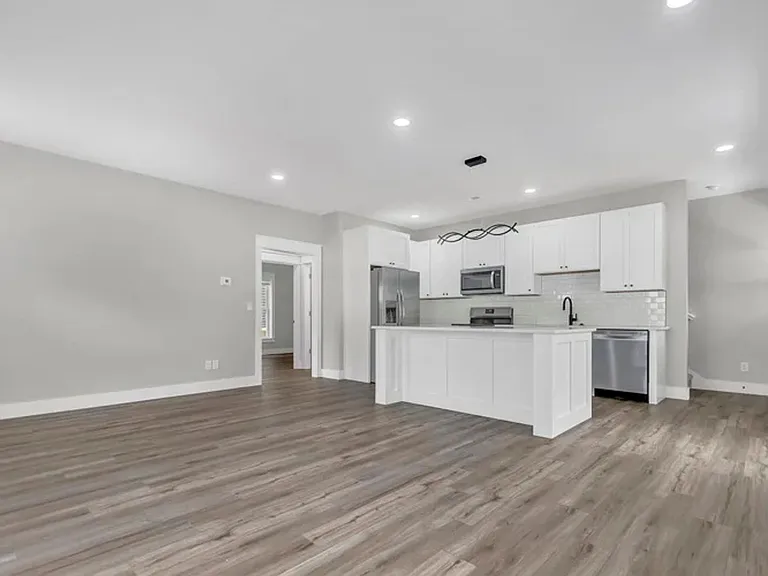 307 W Kenwood Dr — Photo 27