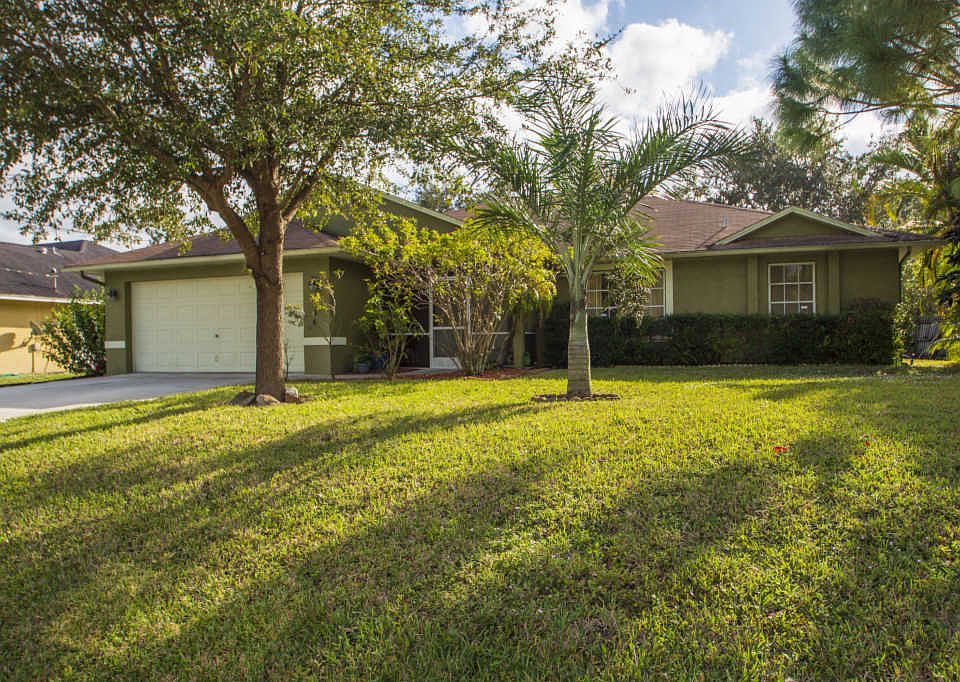 1st image of 1436 SW Merchant Ln