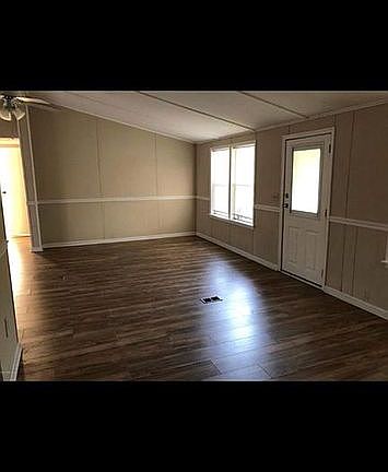 4th image of 11273 Lisa Dr