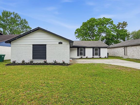 2nd image of 614 Leicester Ln