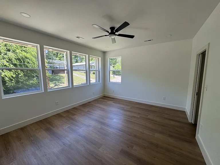 2816 Nichols Ave — Photo 16