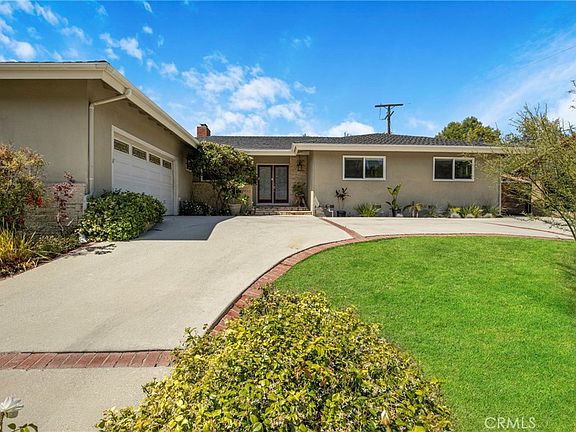 5th image of 23939 Califa St