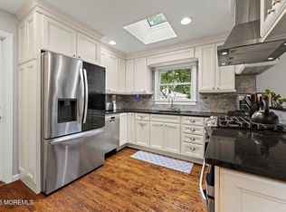 208 Martin Pl, Middletown, NJ 07748