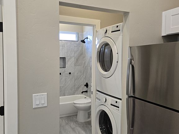 5th image of 1325 W Speedway Blvd Unit 1