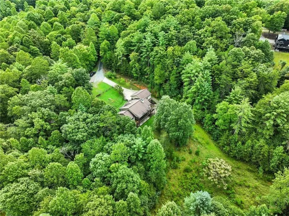 87 Dillons Ln, Morganton, GA 30560