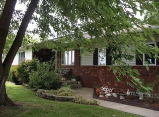 3 W Moro Dr, Moro, IL 62067