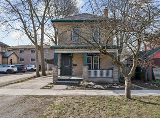 457 Bolivar St, Peterborough, ON K9J 4R3