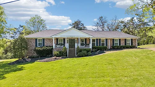 5111 Albert Dr Photo 1