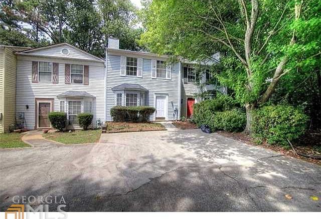 1st image of 1044 Huntington Trce SE