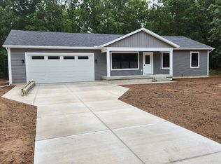 7938 Marlene Rd, Rothbury, MI 49452