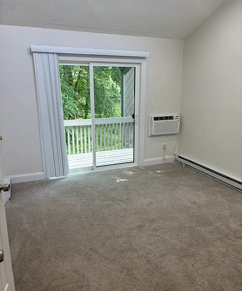 238 Evergreen Ct — Photo 16