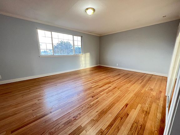 3rd image of 3312 Meridian Ave #101