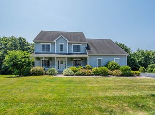 75 Rockledge Dr, Newington, CT 06111