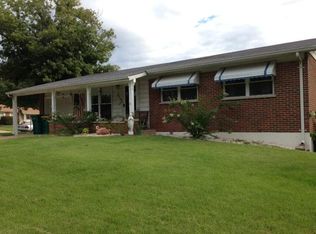301 Rockview Dr, Saint Louis, MO