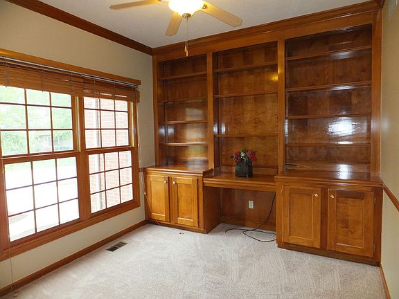 2nd image of 5381 Somerset Ave