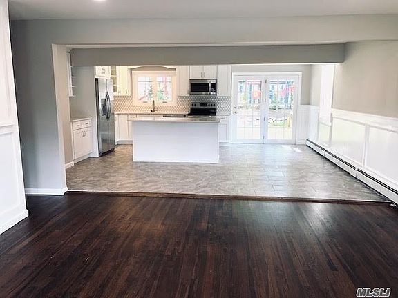 4th image of 5 Birchbrook Dr