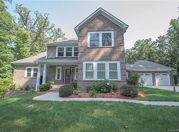 2nd image of 170 Ravencrest Dr