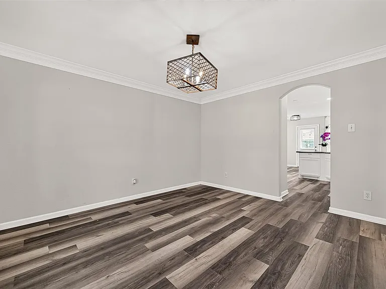 7242 Autumn Bluff Ln — Photo 8