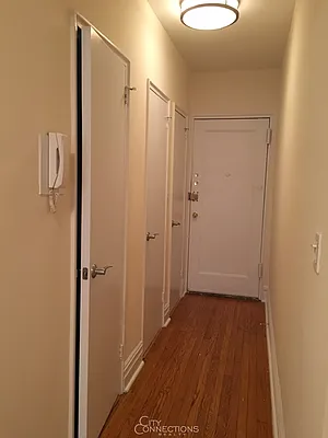 Rented by City Connections Realty | media 36