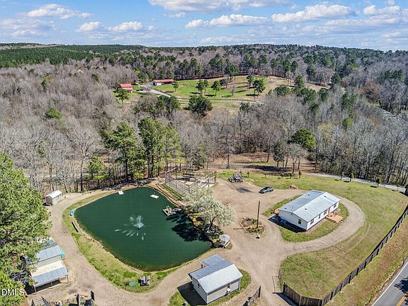 4th image of 1922 Christian Light Rd