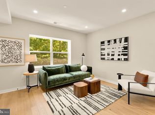 2606 41st St NW #6, Washington, DC 20007