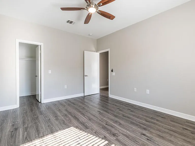 6319 Parliament Dr — Photo 29