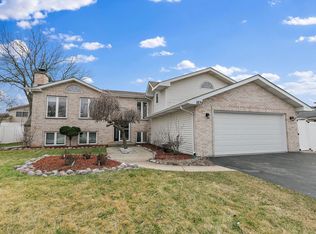 1839 W Woodland Ave, Addison, IL 60101