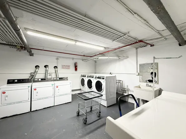 2940 Ocean Avenue image 7 of 8