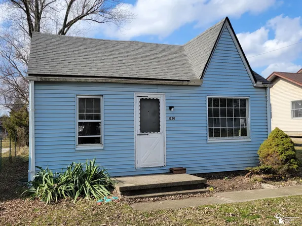 1230 Bacon St, Monroe, MI 48161