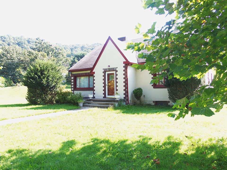 1st image of 19 Casey Dr