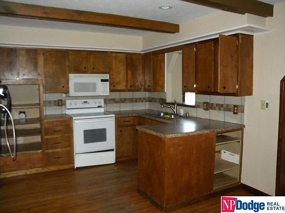 5th image of 9710 Kensington Cir