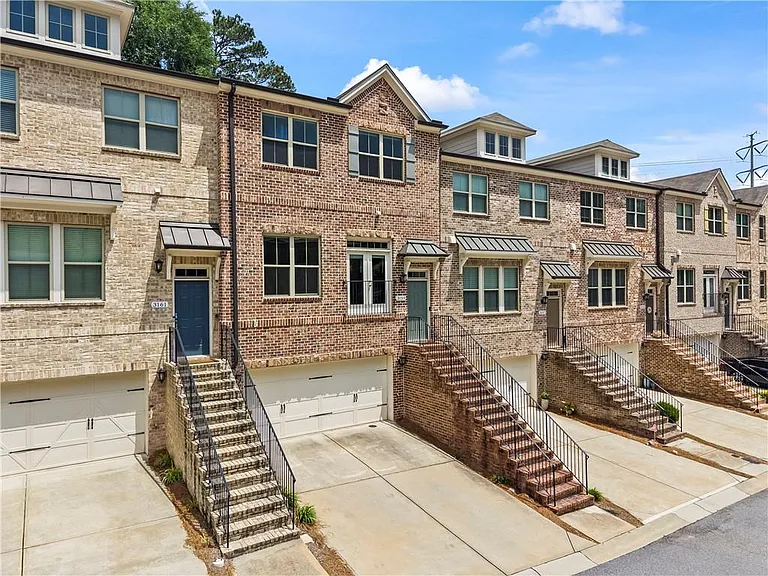 3159 Rutter Dr #33 — Photo 2
