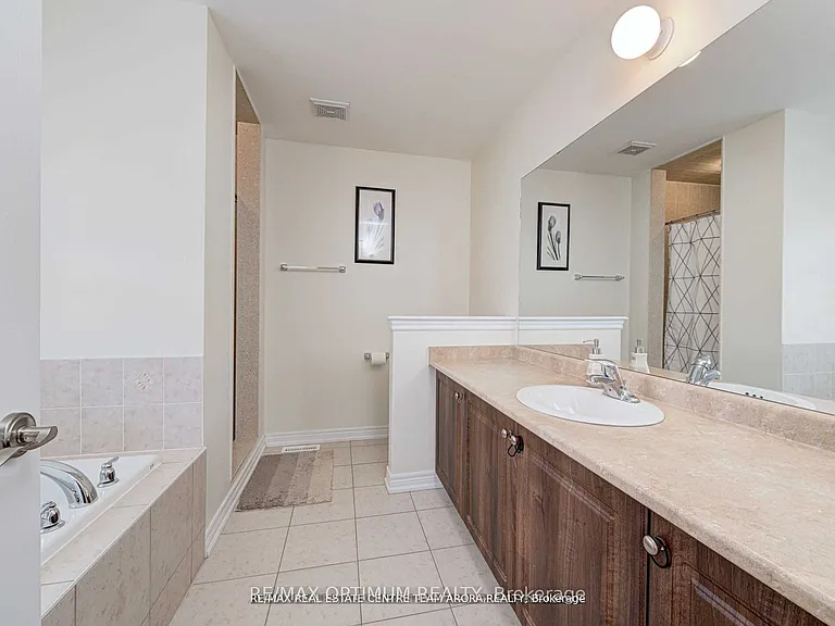3 Bittersweet Rd — Photo 21
