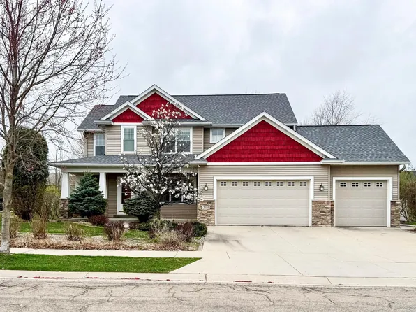 3655 Stone Point Dr NE, Rochester, MN 55906